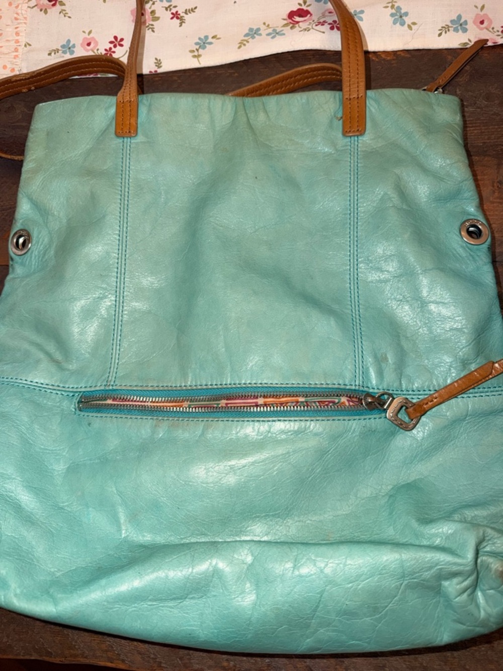 Original HOBO Essential Bag seafoam Leather 16x15 Soft Leather Large Flexible